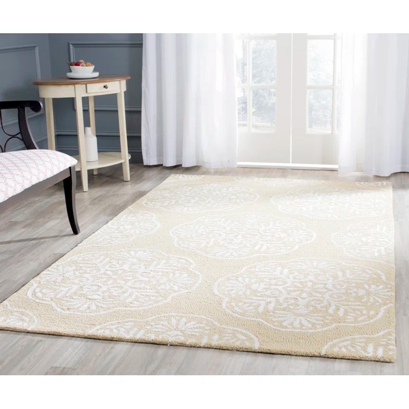 Safavieh Bella Hand Tufted Wool Floral Rug