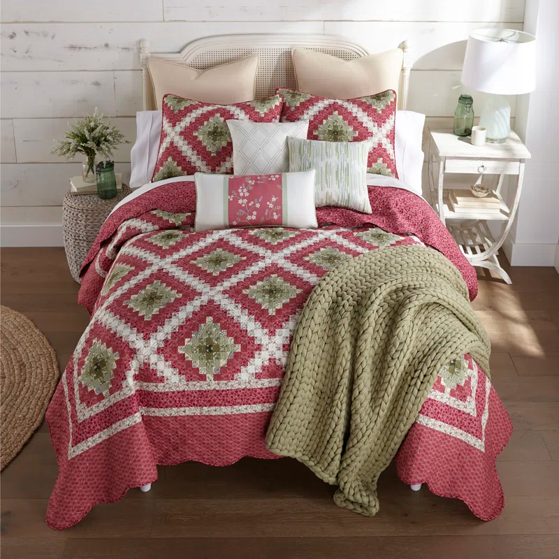 Sweet Melon Geometric Shapes Quilt Set