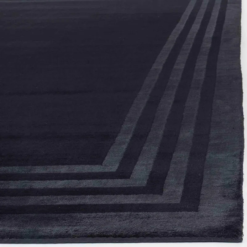 Onyx Hand-Knotted Wool and Viscose 6' x 9' Area Rug
