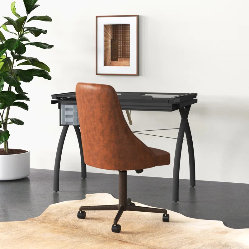 Agustina 43.25'' Desk