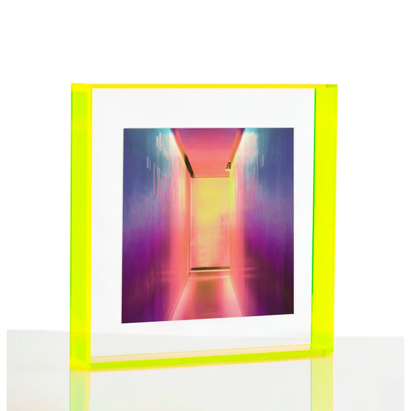 Float Frame for Tabletop or Wall with Magnetic Photo Holder