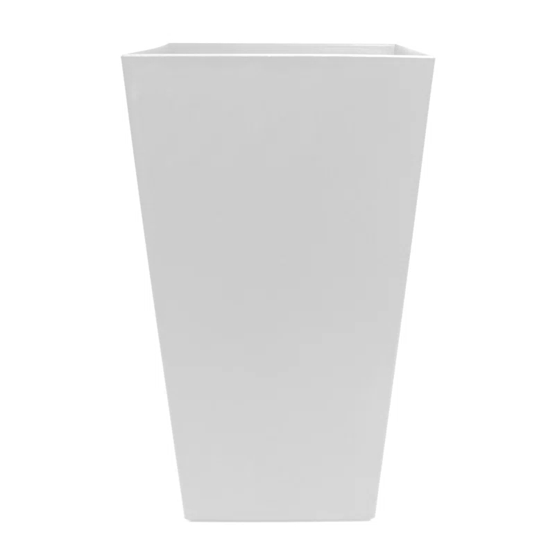 Bloem Finley Modern 20-in Recycled Plastic Indoor/Outdoor Square Vertical Planter