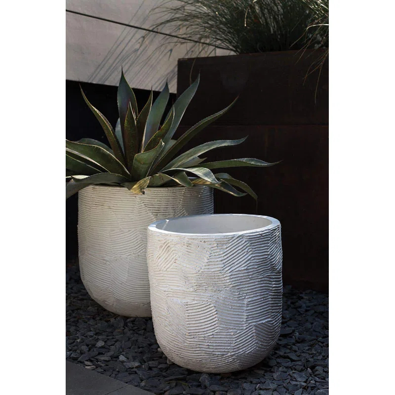 Atna Handmade Concrete Pot Planter
