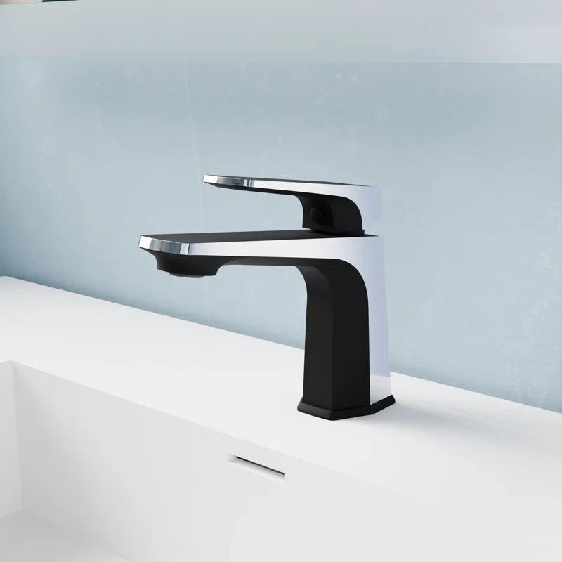 Single-Hole Single-handle Bathroom Faucet with Drain Assembly