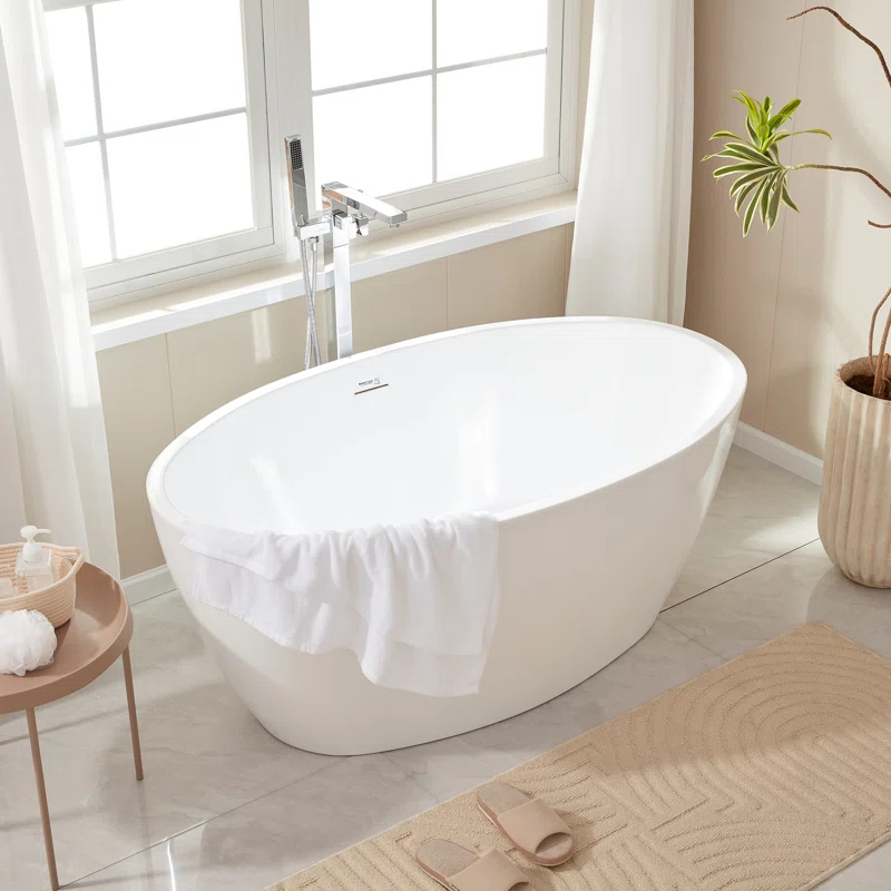 Freestanding Soaking Acrylic Bathtub