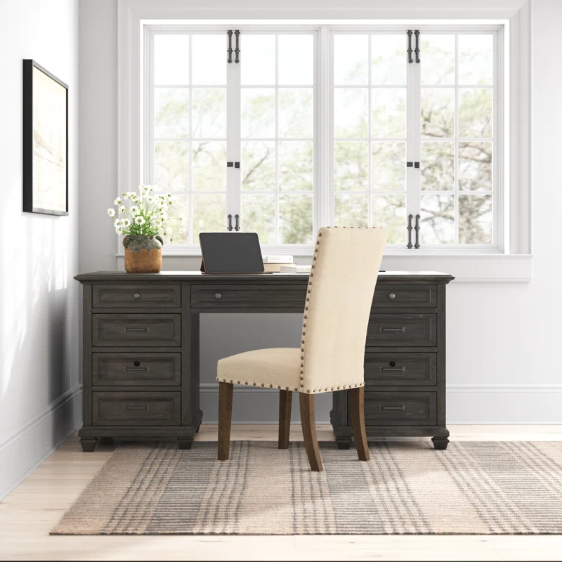 Kerey Executive Desk