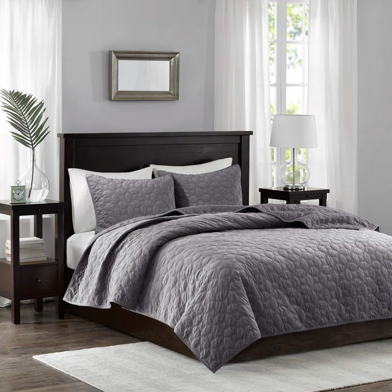 Madison Park Harper 3 Piece Velvet Quilt Set