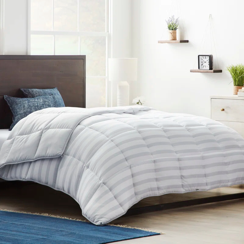 Linenspa Gray/White Microfiber Comforter & Reviews | Wayfair