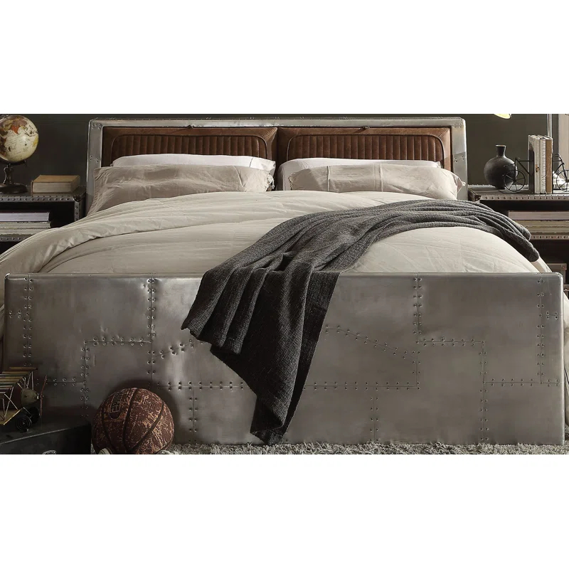 Williston Forge Kajana Queen Upholstered Storage Platfoorm Bed