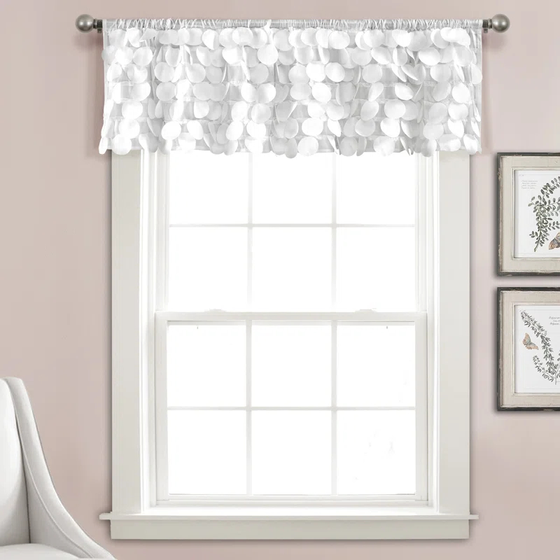 Lush Decor Gigi Scalloped Window Valance