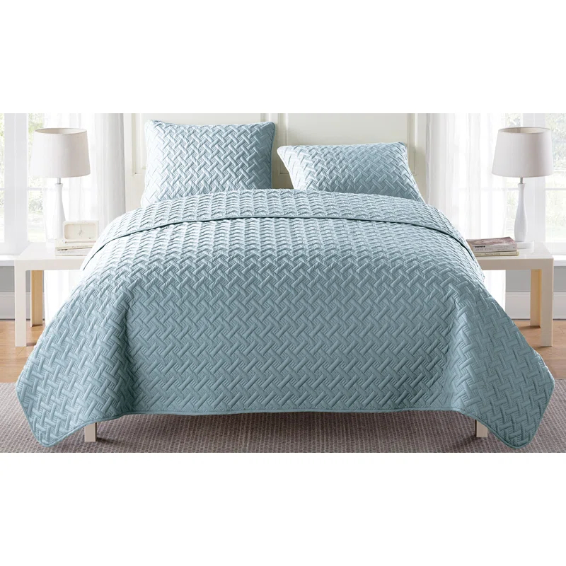 Nina Embossed Basketweave Quilt Set