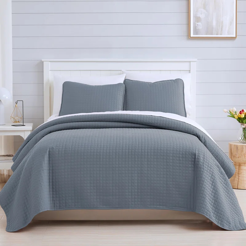 SouthShore Fine Linens Vilano Springs ® Oversized, light-weight Hotel Quality Quilt Set with matching shams