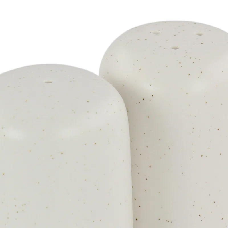 Gibson Gibson Mio 2.3 Inch Salt and Pepper Shaker Set in Sea Salt