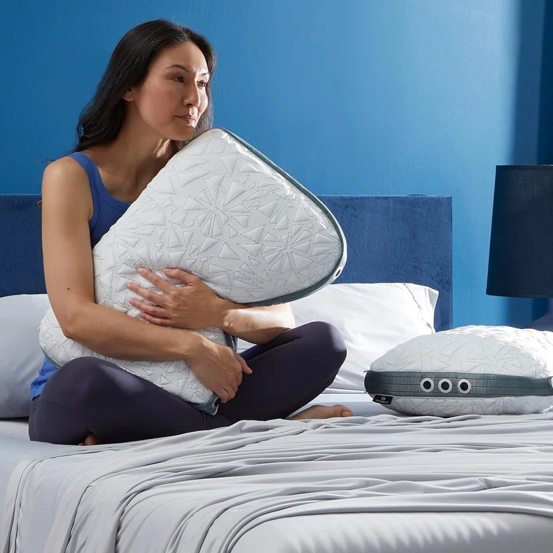 Bedgear Bedgear Storm Cuddle Curve Performance Cooling Pillow for Side Sleepers- Medium Firmness