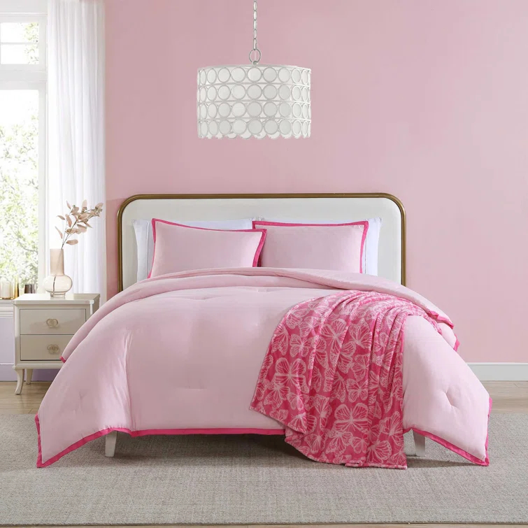 Betsey Johnson Hotel Signature Betsey Johnson Signature Solid Reversible Comforter Set