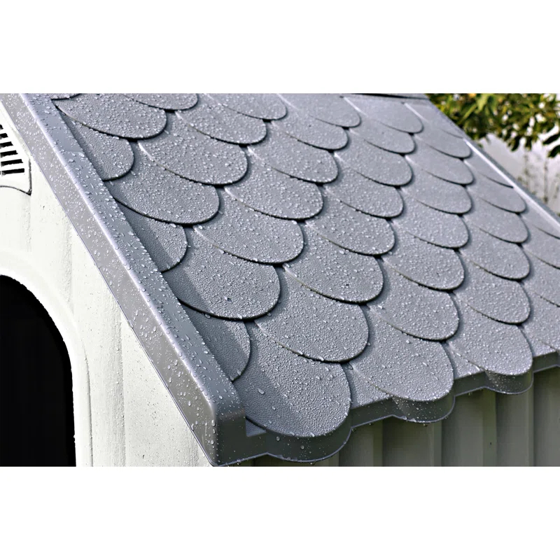 RAM Quality Plastic Dog House