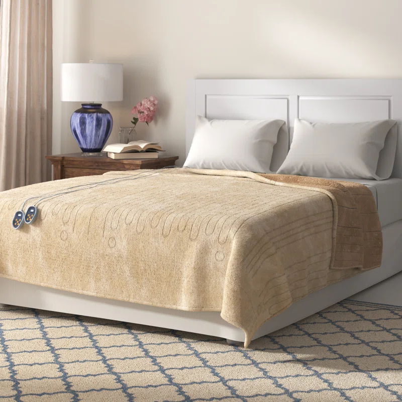 Beautyrest Beautyrest Heated Oversized Microlight to Berber Blanket