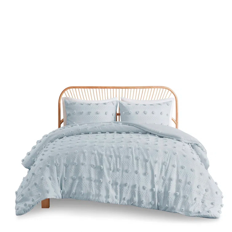 Intelligent Design Lucy Clip Jacquard Duvet Cover Set