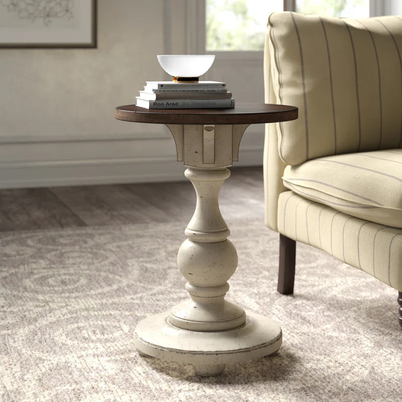 Laurel Foundry Modern Farmhouse® Hexham End Table