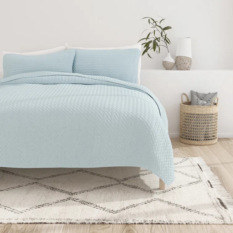 Becky Cameron Antora Microfiber Modern & Contemporary Coverlet / Bedspread Quilt Set