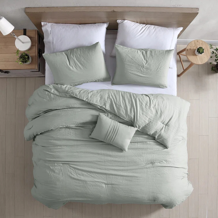 Modern Threads Modern Threads - Beck Comforter Set - Down Alternative Brushed Microfiber - Elegant All Season Bedspread Set - includes Comforter, Shams, & Decorative Pillow