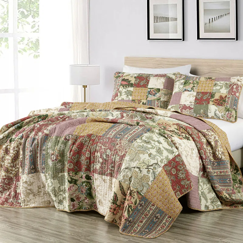 Chezmoi Collection Beige/Red Cotton Reversible Quilt Set