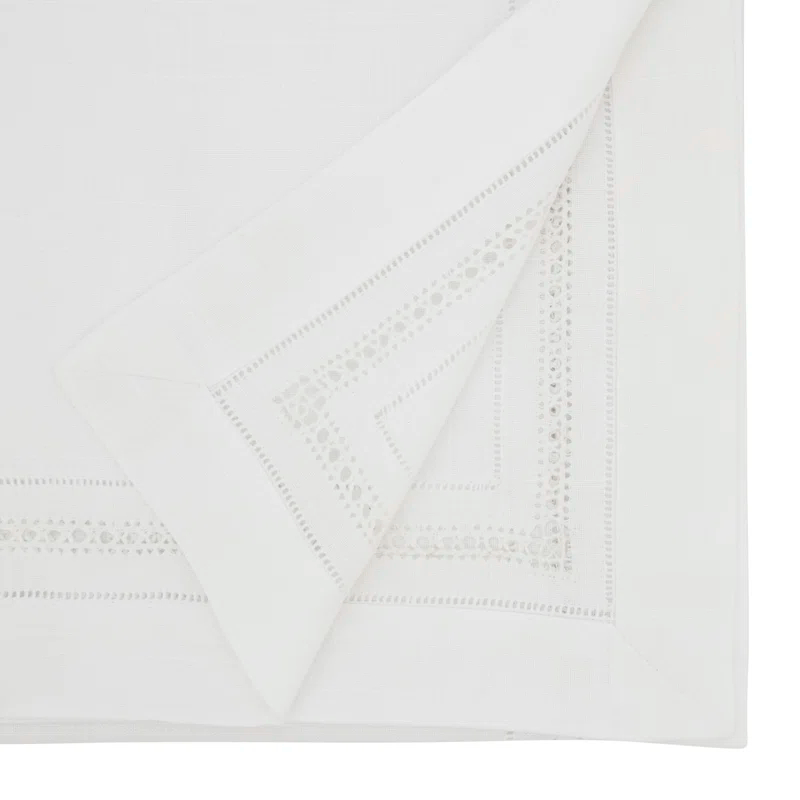 Saro Galucia Collection Dining Linens