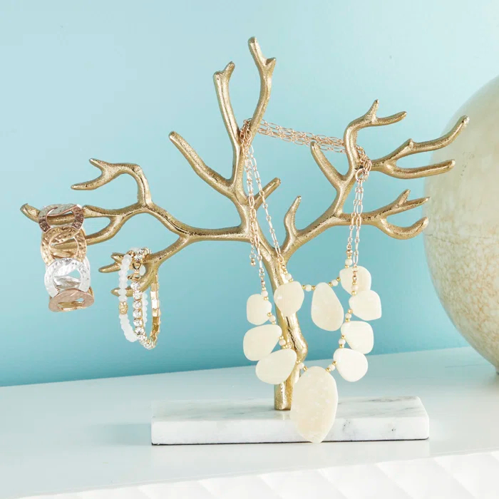 CosmoLiving by Cosmopolitan CosmoLiving by Cosmopolitan Jewelry Stand