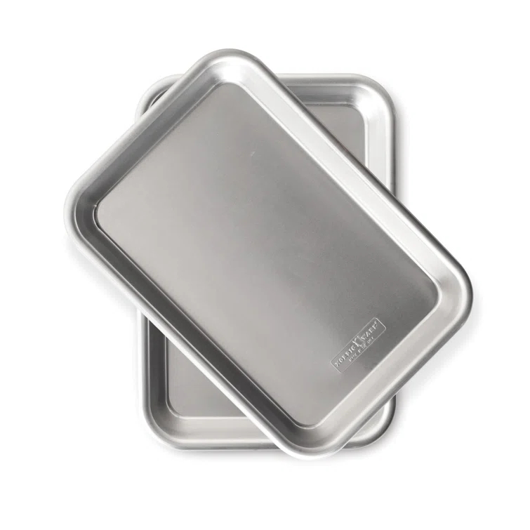 Nordic Ware Nordic Ware Burger Serving 2 Piece Tray Set