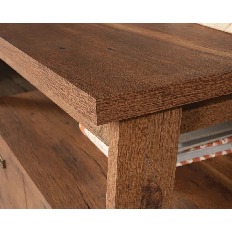 Crafters and Weavers Trestle Accent