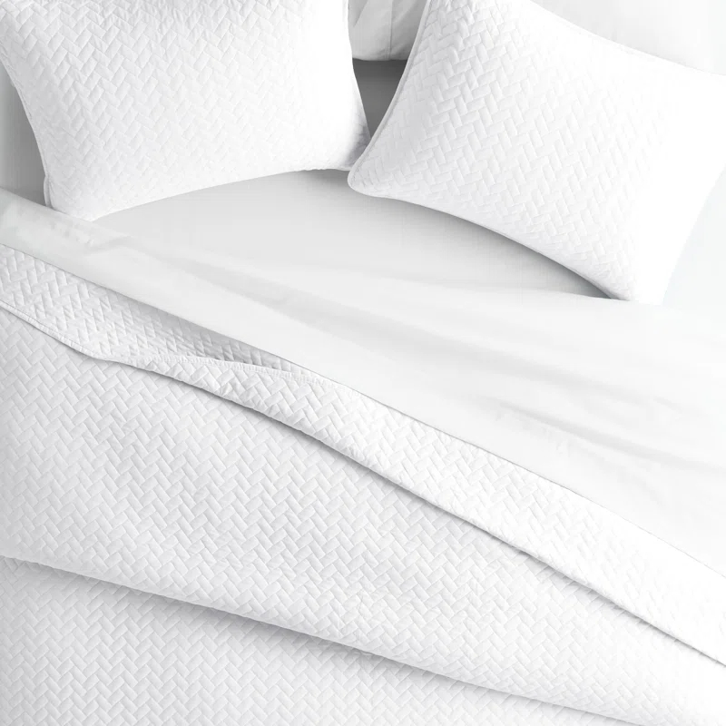 Antora Microfiber Modern & Contemporary Coverlet / Bedspread Quilt Set