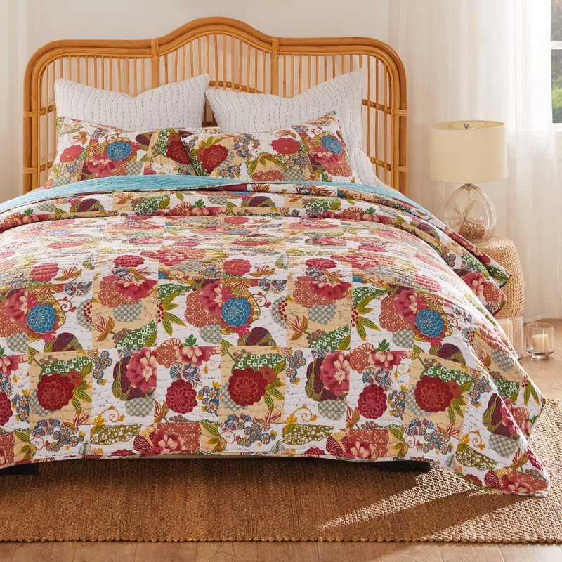 Greenland Home Fashions Jewel Boho Patchwork Print Quilt Set