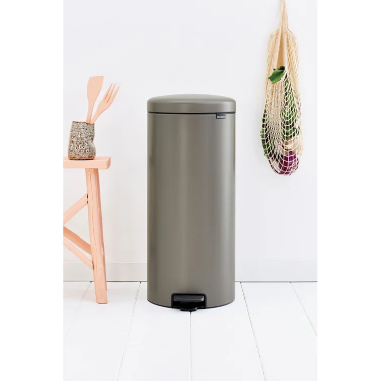 Brabantia NewIcon Step On Trash Can, 8 Gallon (30 Liter)