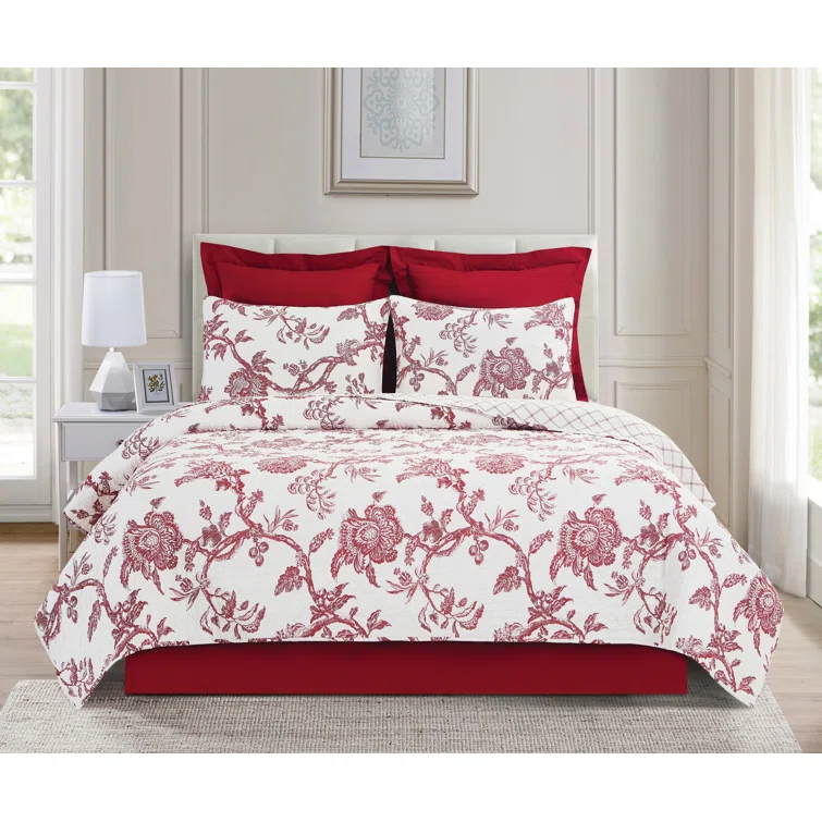 C&F Home Red/White Cotton Reversible Quilt Set