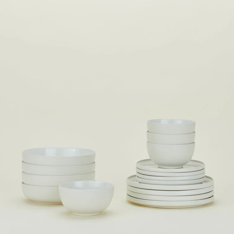 Hawkins New York Essential 16-Piece Dinnerware Set