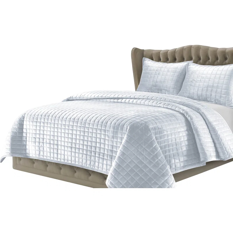 Tribeca Living Glam Quilt Set