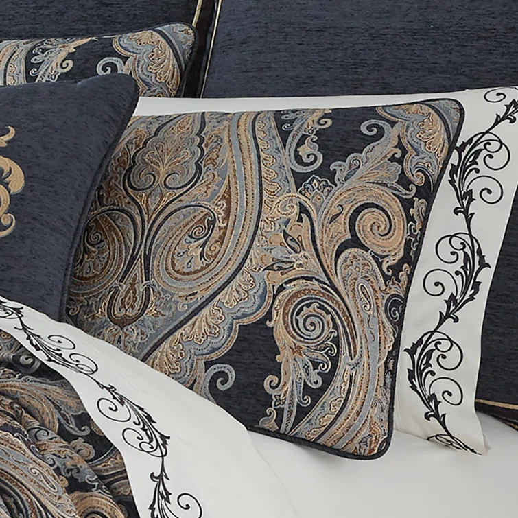 Five Queens Court Lakeview Comforter Set