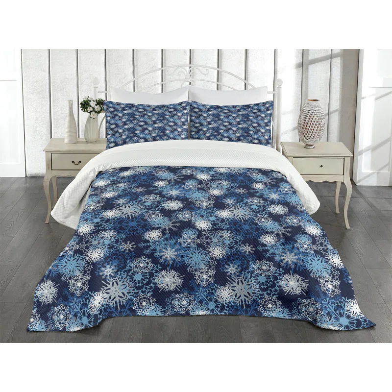 Ambesonne Ambesonne Winter Bedspread Set Ornate Snowflakes Xmas Pale Blue Dark Blue