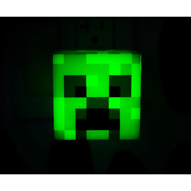 Ukonic Minecraft Green Creeper Plug-In Nightlight with Auto Dusk to Dawn Sensor
