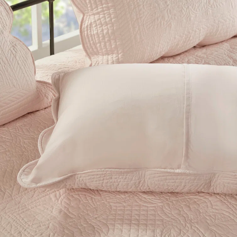 Madison Park Tuscany 6 Piece Reversible Scalloped Edge Daybed Cover Set