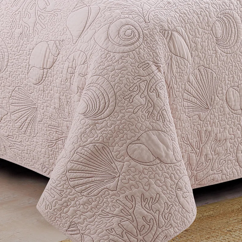 American Home Fashion Estate Seaside Quilt Set