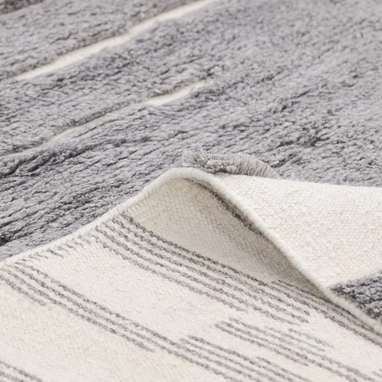 Dakota Fields Bayon Hand-Knotted Gray Area Rug