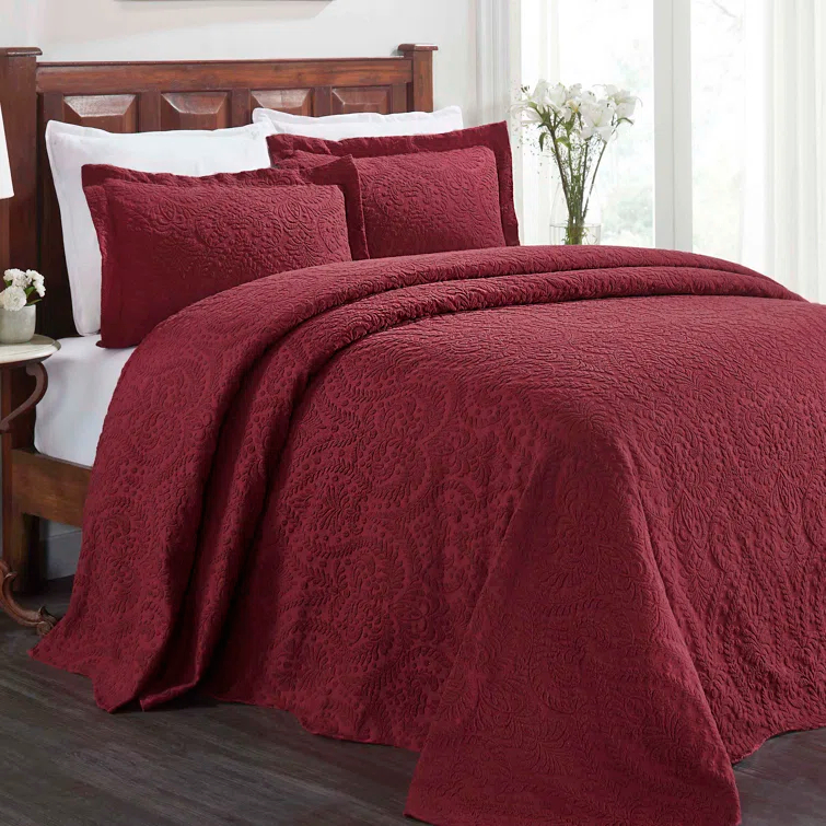 Superior Aspen Floral Scalloped Edge Cotton Blend Coverlet / Bedspread Set