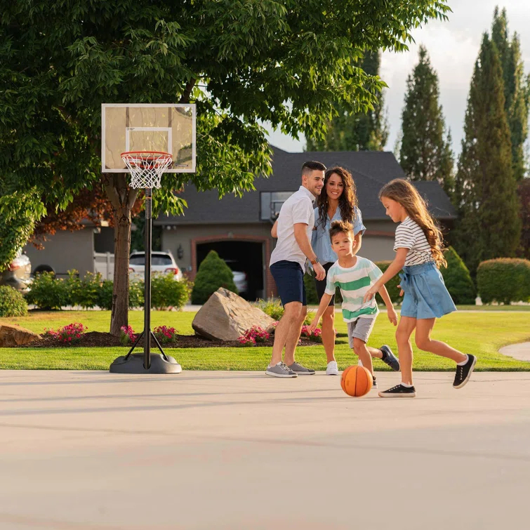 Lifetime Lifetime Height Adjustable Portable Basketball Hoop (30" Polycarbonate Backboard)