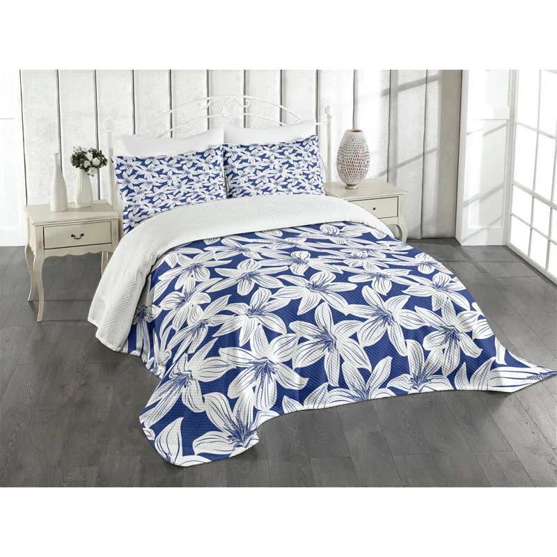 Ambesonne Ambesonne Hawaiian Bedspread Set 3 Pcs Hibiscus Flower Petals Queen White Dark Blue