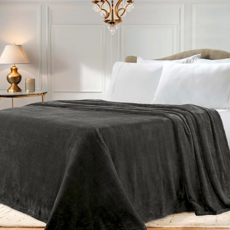 Superior Superior Solid Polyester Reversible All-Season Fleece Throws Blanket