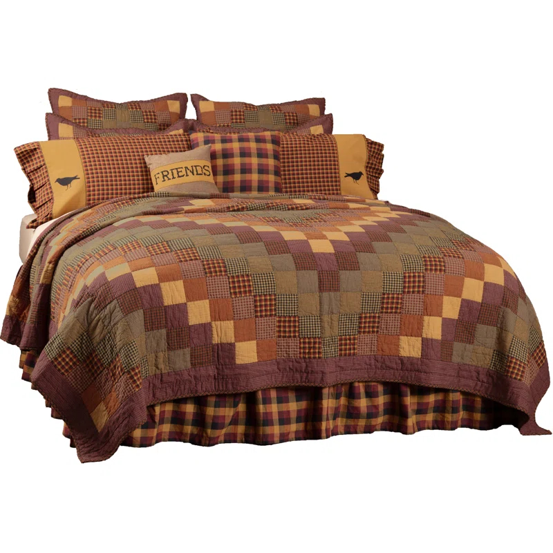 Heritage Farms Farmhouse / Country Cotton Patchwork Quilt