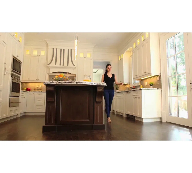 Lexington Kensington Place Bradley Sofa