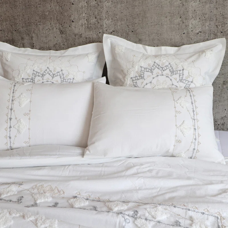 Levtex home AB Harleson Medallion 3pc Duvet Set