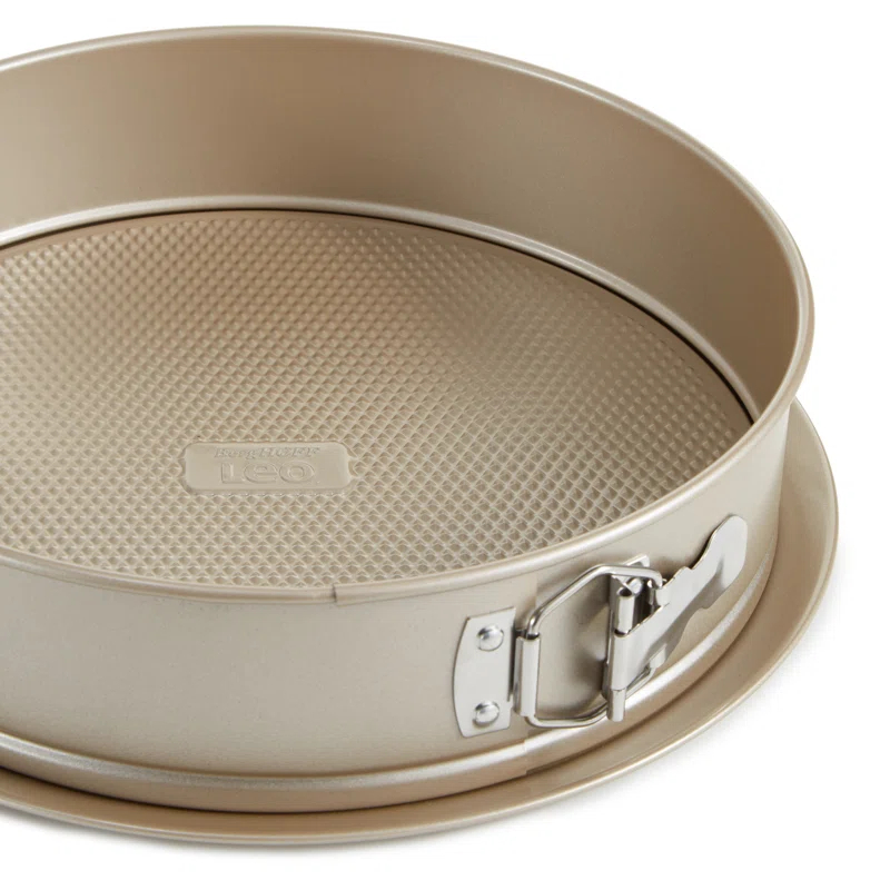 BergHOFF BergHOFF Carbon Steel Non-Stick Round Springform Pan